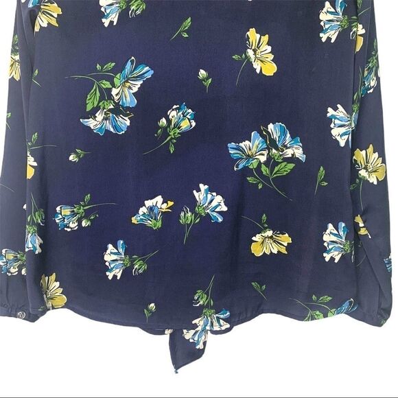 G.H. Bass & Co. Floral Button-Up Neck Tie Blouse - Picture 6 of 8